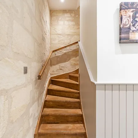 Appartement De Charme Au Coeur De Avec Climatisation Et Rooftop